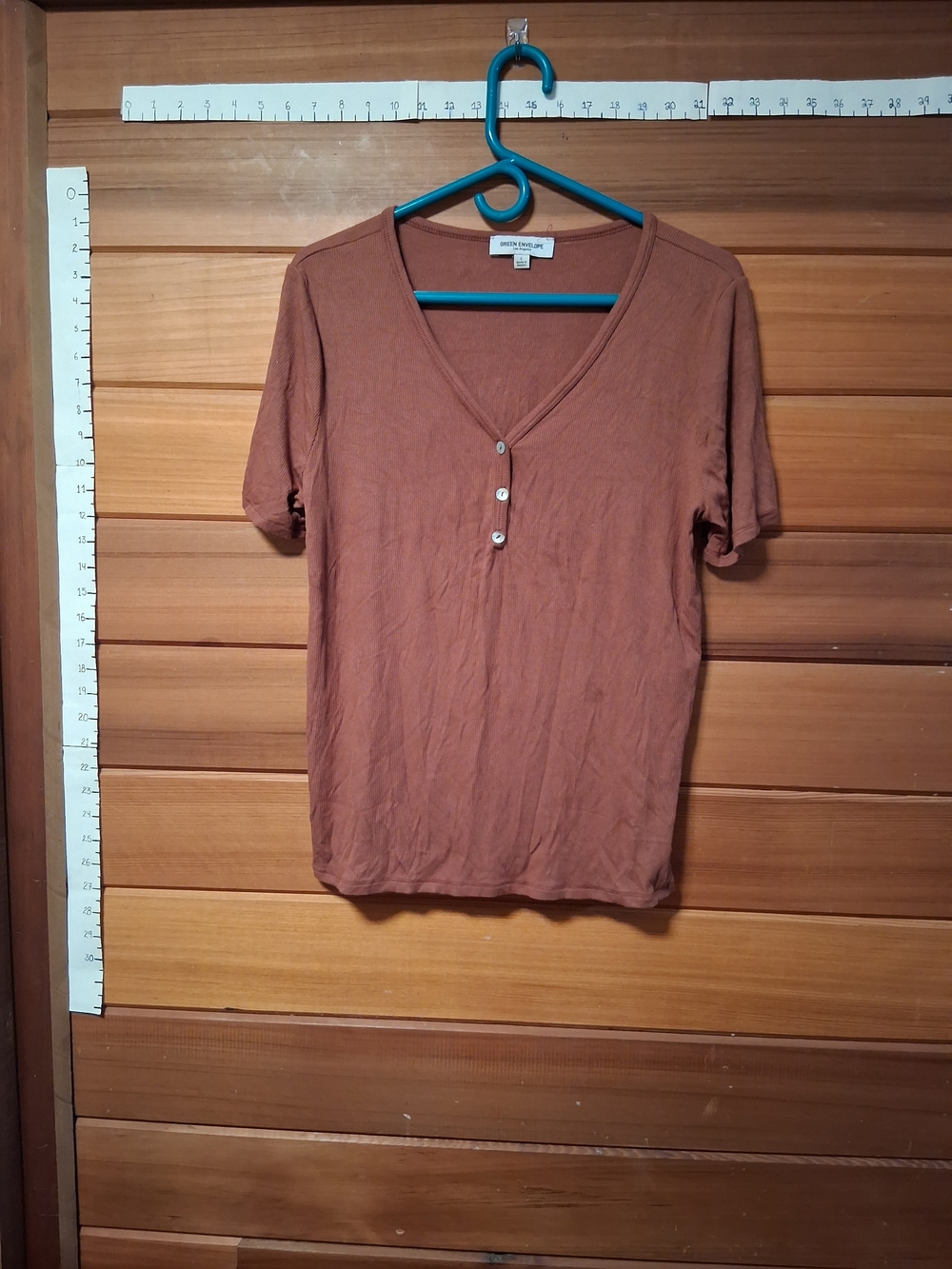 🙌Women's V-Neck Button-Front Top - Rust